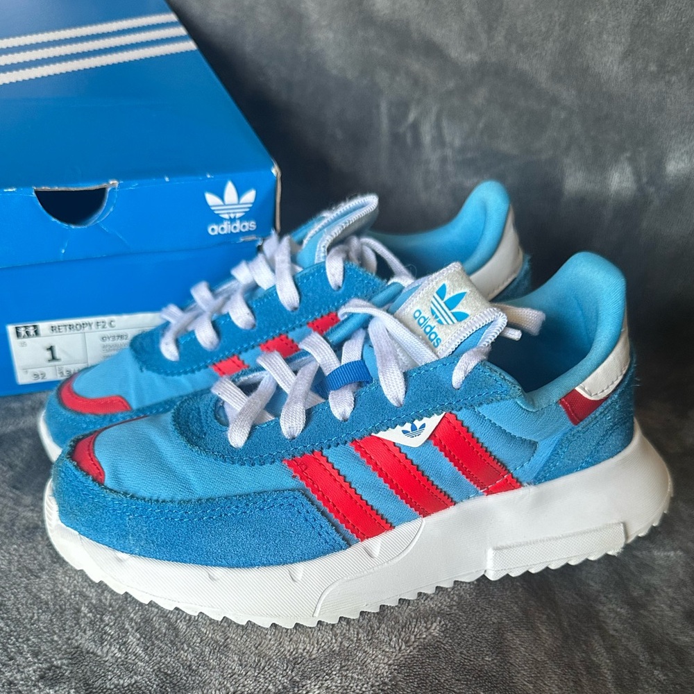 Kids Adidas Retropy